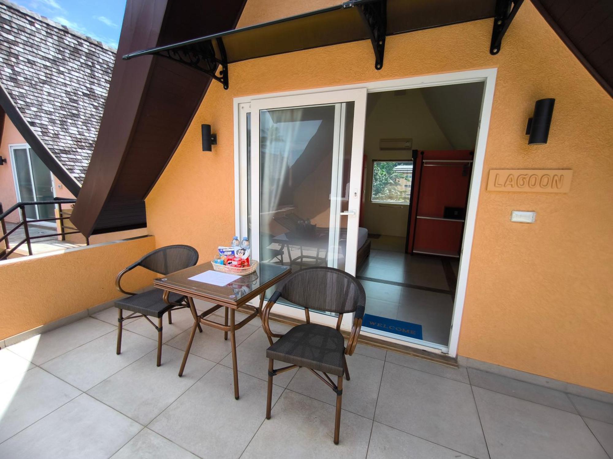 Blue Haven Bay Villa 21D And Resort Apartments チャン島 エクステリア 写真