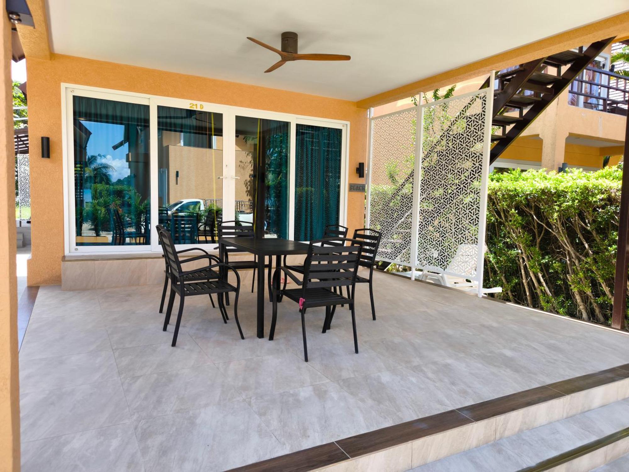 Blue Haven Bay Villa 21D And Resort Apartments チャン島 エクステリア 写真
