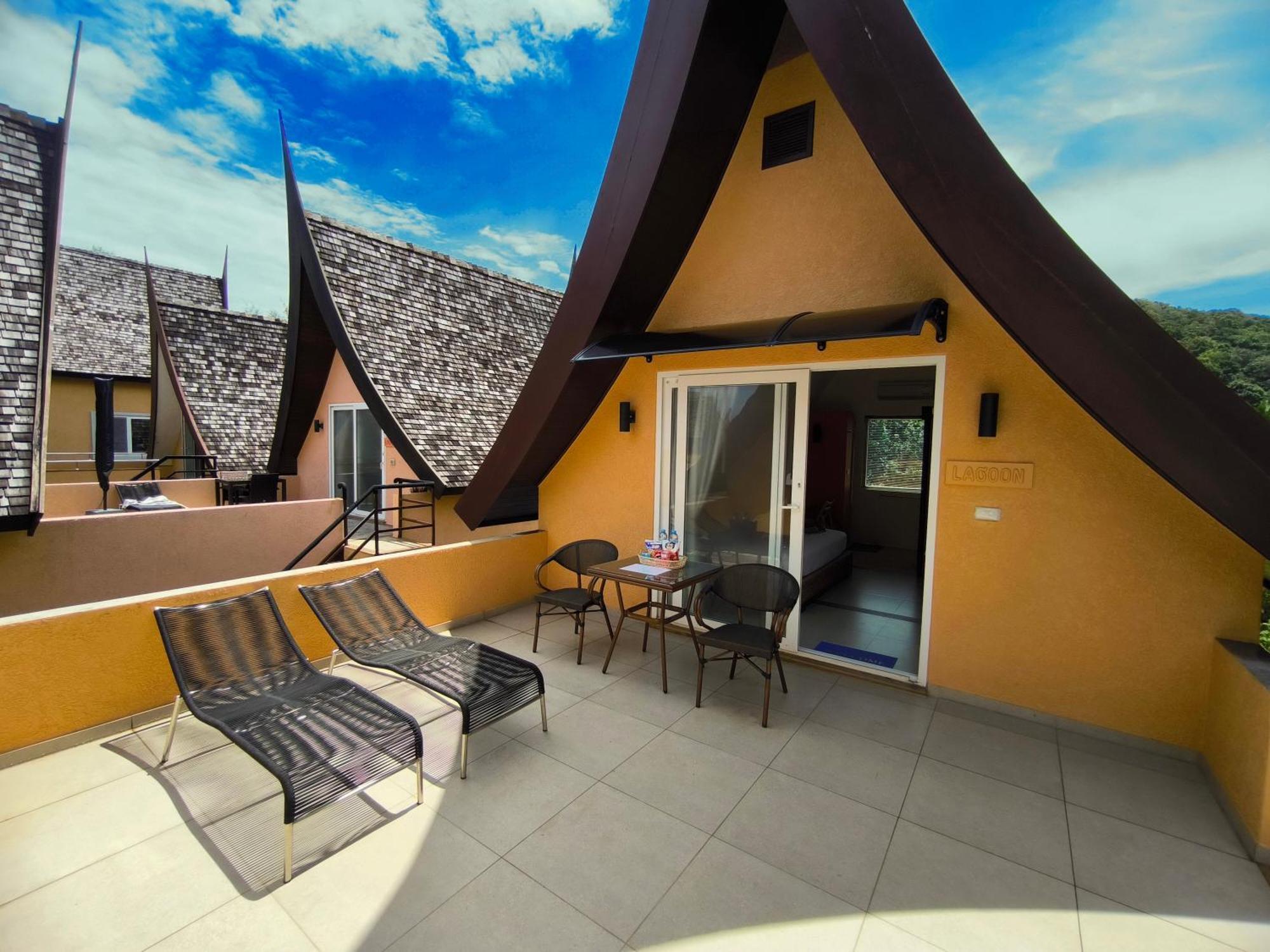 Blue Haven Bay Villa 21D And Resort Apartments チャン島 エクステリア 写真