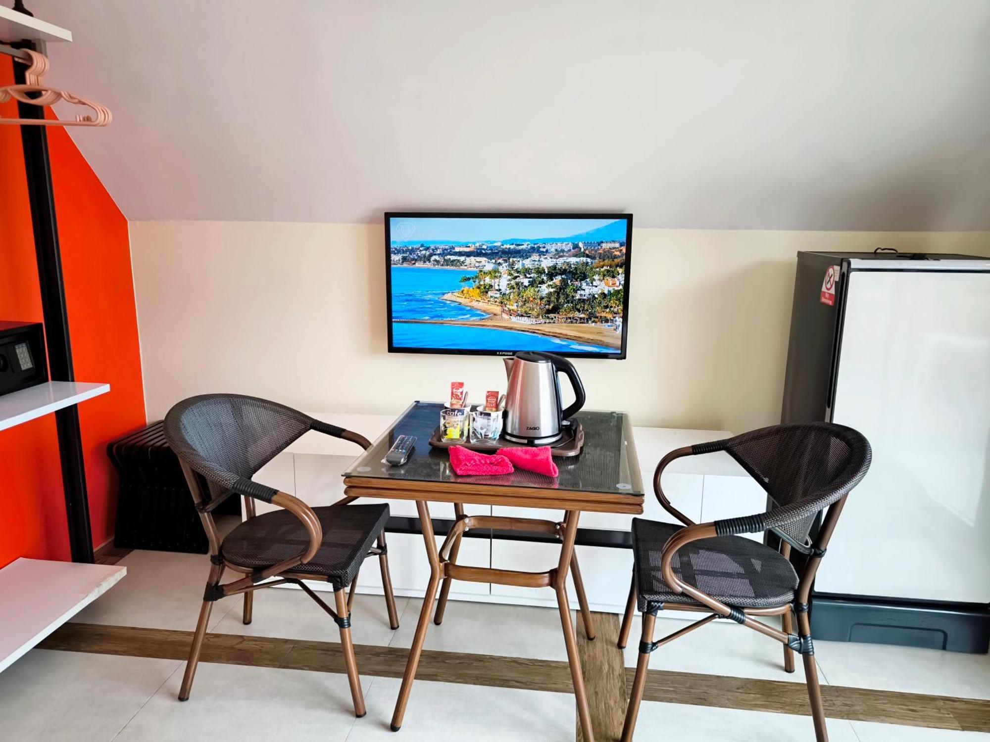 Blue Haven Bay Villa 21D And Resort Apartments チャン島 エクステリア 写真